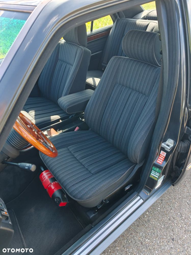 Mercedes-Benz W124 (1984-1993) - 7