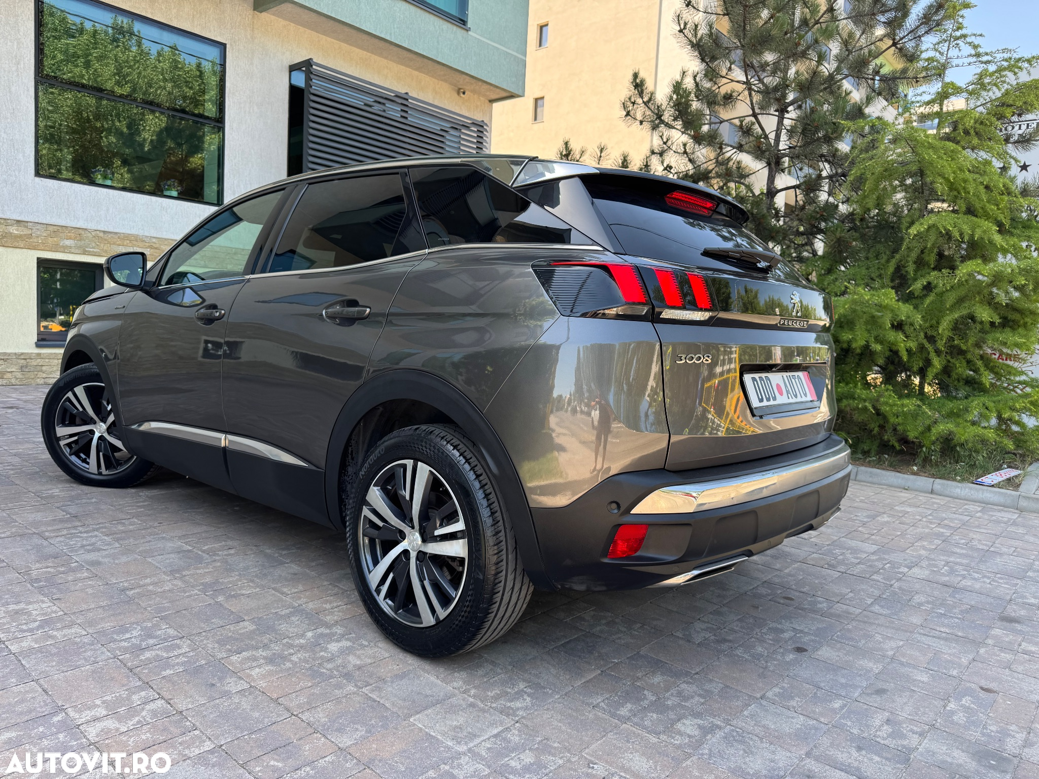 Peugeot 3008 PureTech 130 Stop & Start GPF EAT8 GT - 19