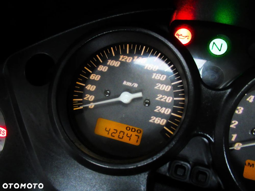 Honda CBF - 12
