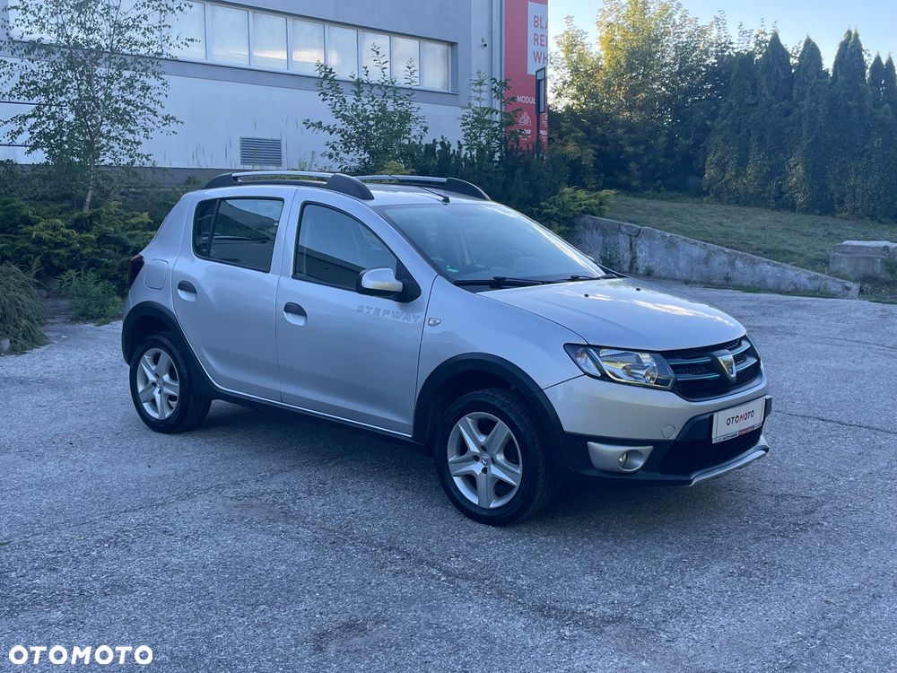 Dacia Sandero Stepway TCe 90 (S&S) Celebration - 32