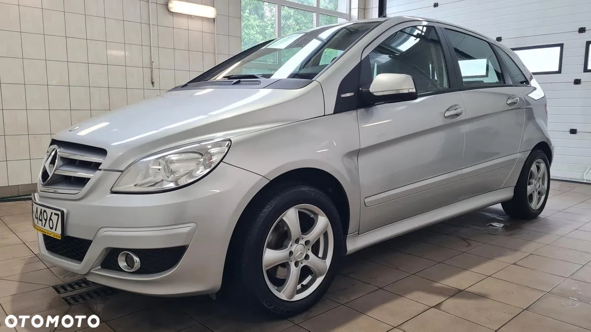 Mercedes-Benz Klasa B 170 NGT BlueEFFICIENCY - 3