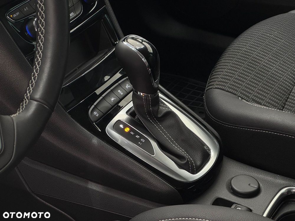 Opel Astra V 1.5 CDTI Business Elegance S&S - 9