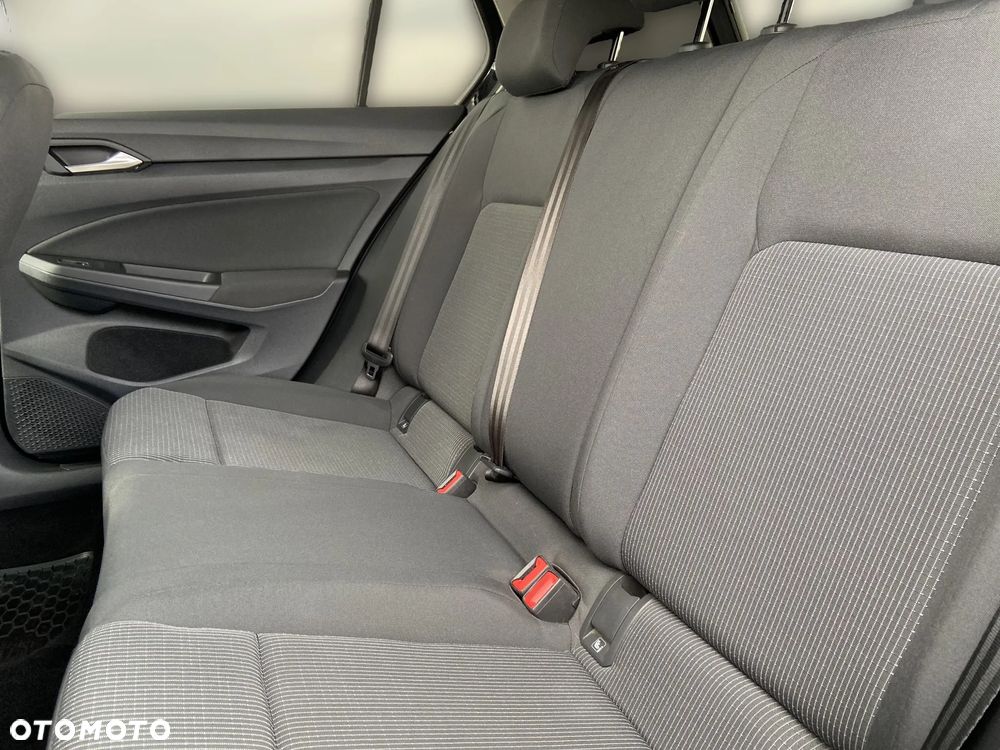 Volkswagen Golf - 16