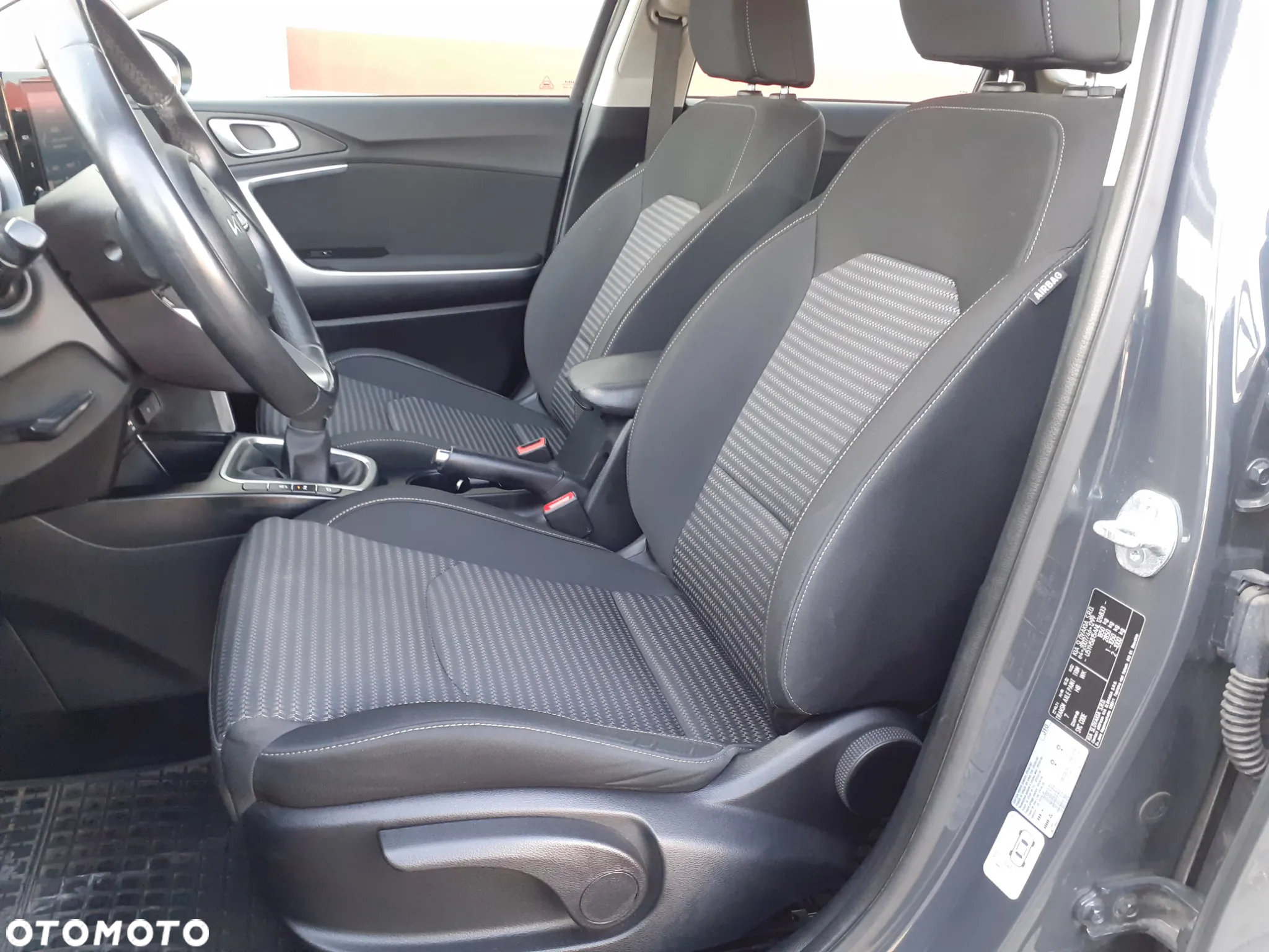 Kia Ceed - 20