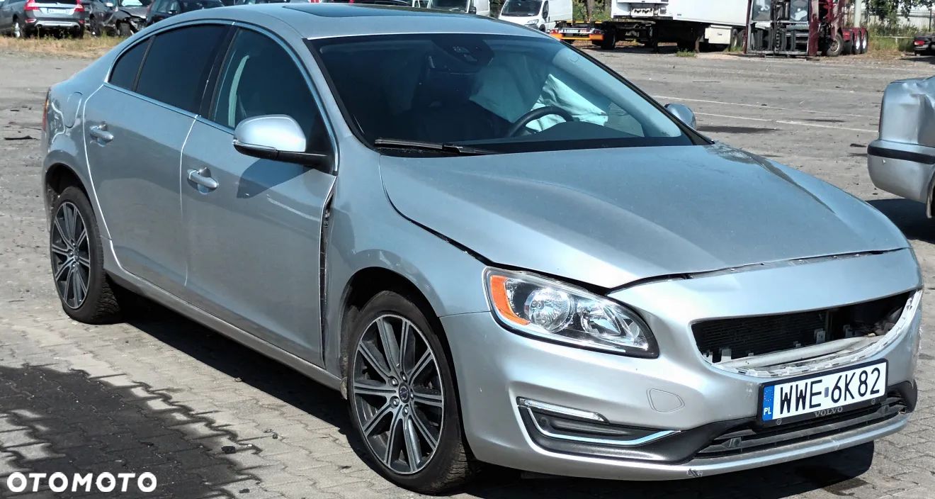 Volvo S60 - 1