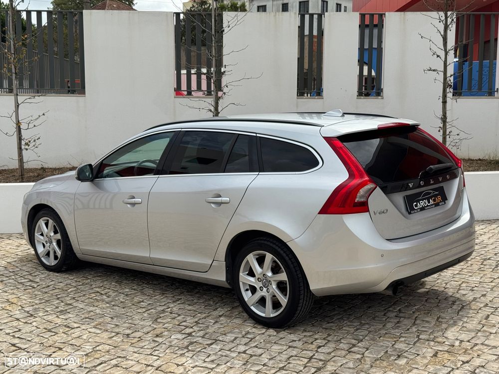 Volvo V60 1.6 D2 Momentum Eco Powershift - 5