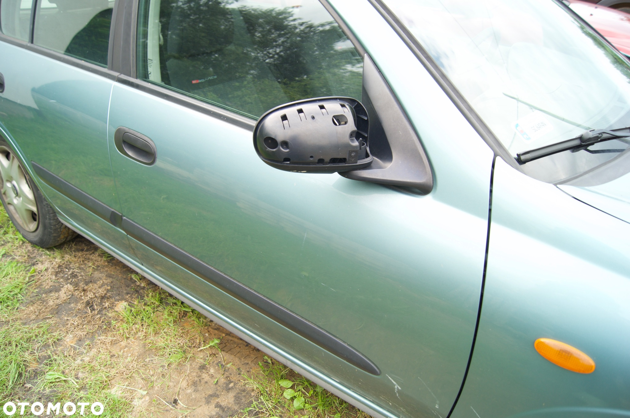 Nissan Almera - 7
