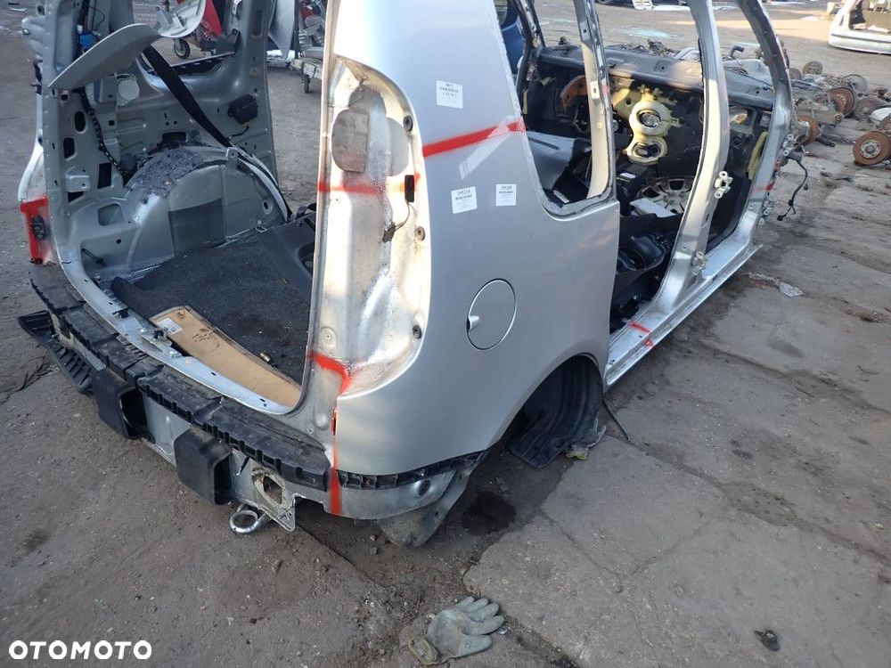 SKODA ROOMSTER PRAKTIK 06-14 BŁOTNIK TYŁ PRAWY ĆWIARTKA LA7W - 2