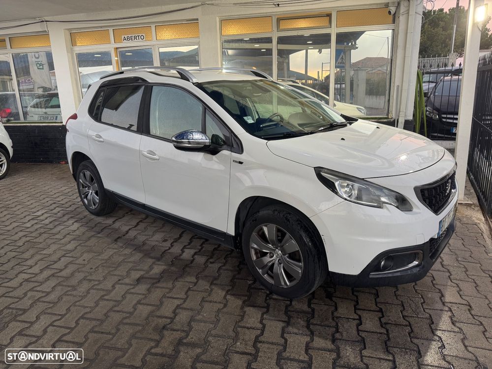 Peugeot 2008 1.2 PureTech Style - 2