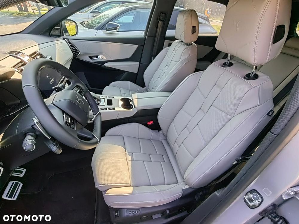 DS Automobiles DS 7 Crossback - 11
