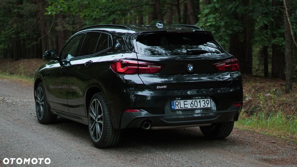 BMW X2 sDrive18i Edition M Mesh - 10