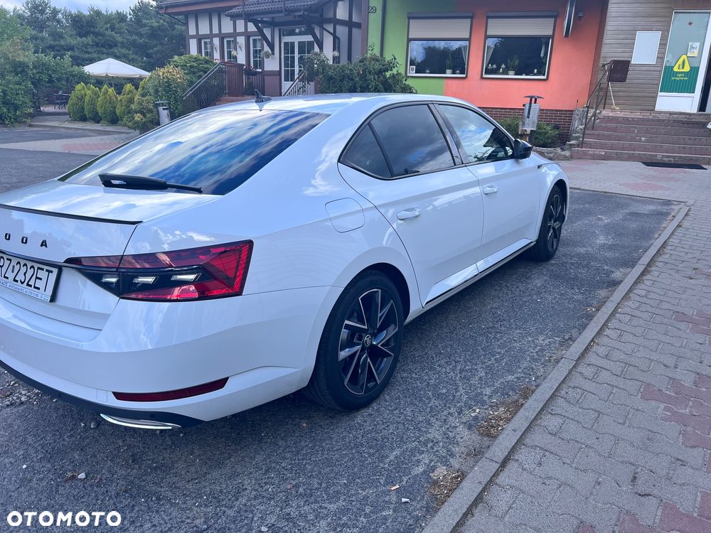 Skoda Superb 2.0 TDI SCR Sportline DSG - 3