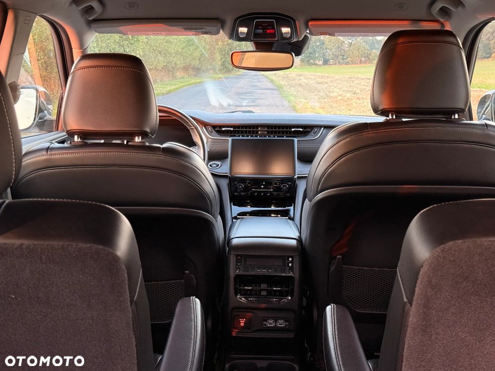 Jeep Grand Cherokee 3.6 V6 Limited - 29