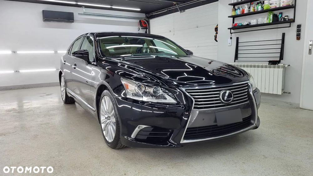 Lexus LS 460 AWD - 2