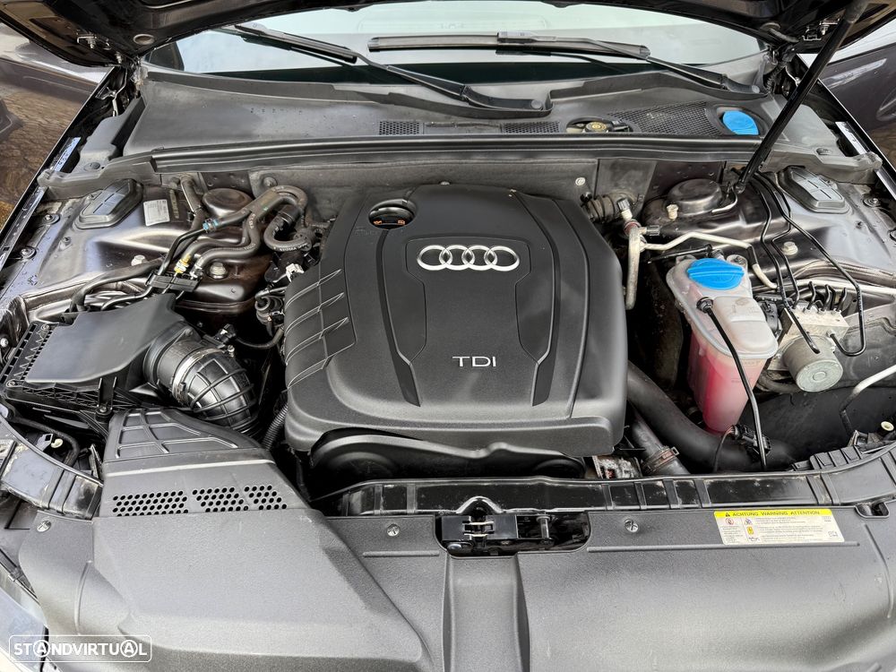 Audi A4 Avant 2.0 TDi S-line - 30