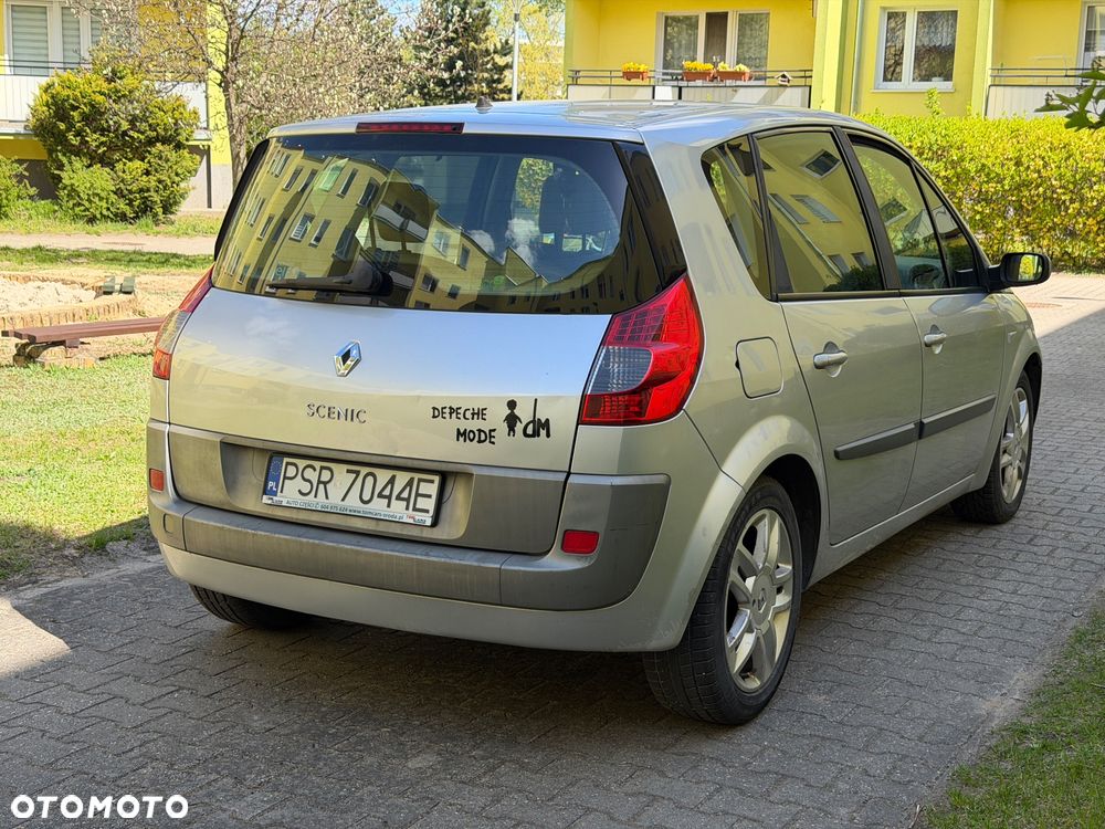 Renault Scenic 1.5 dCi Emotion - 6