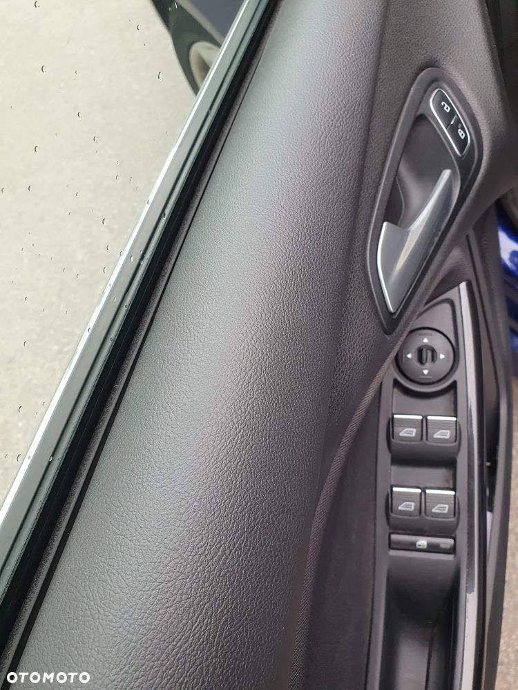 Ford Focus 1.5 EcoBoost Titanium ASS - 5