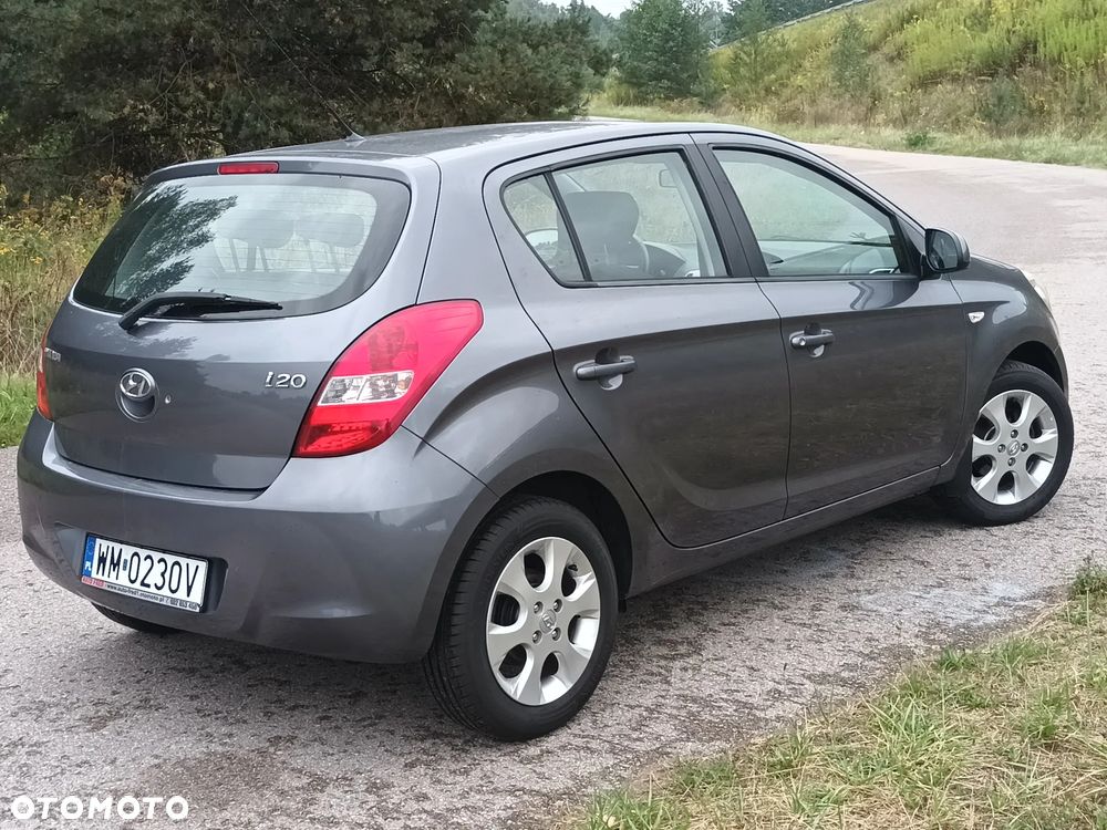 Hyundai i20 - 12