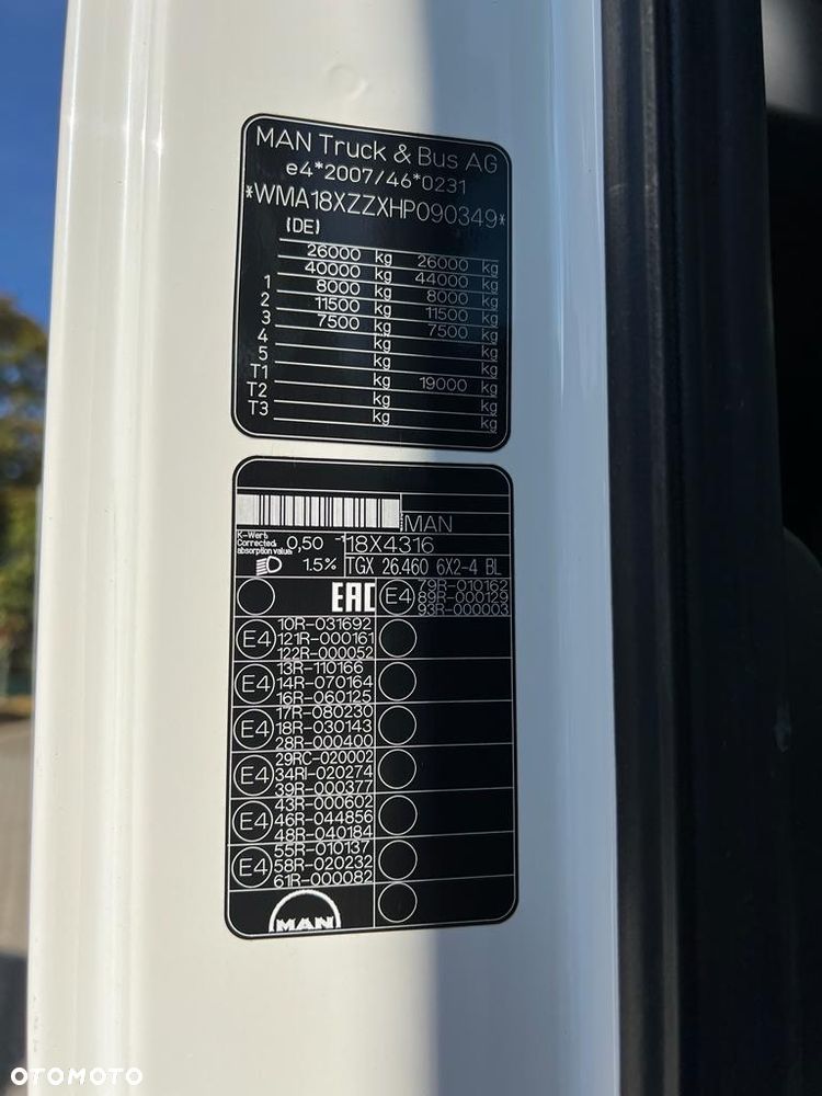 MAN 26.460 TGX skrzyniowy z HDS ATLAS 165.2, 518 t.km. - 17