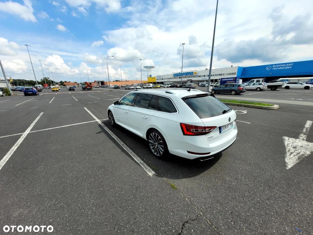 Skoda Superb 2.0 TSI 4x4 L&K DSG - 14