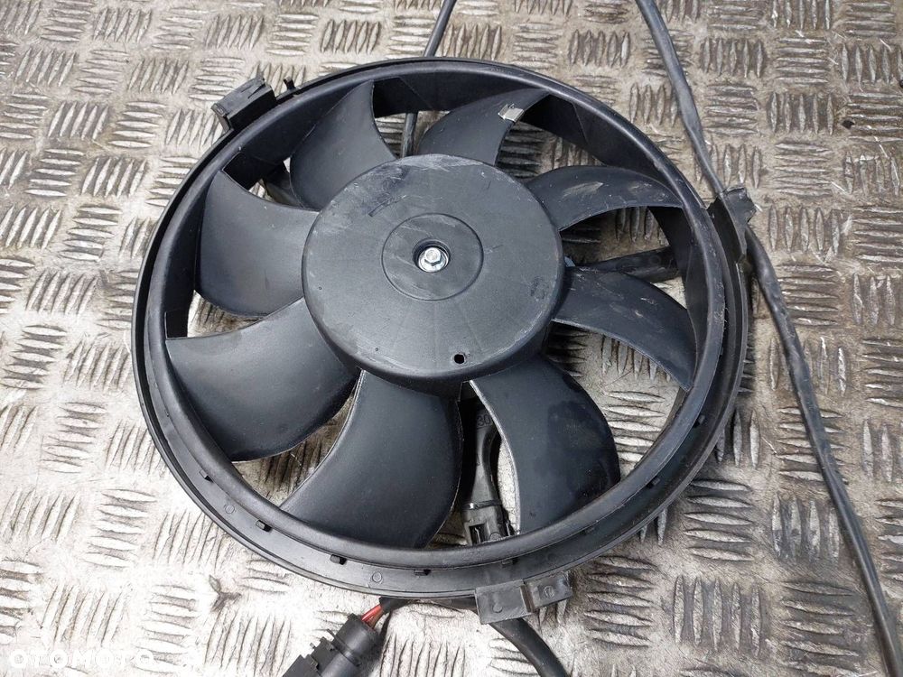 WENTYLATOR CHŁODNICY KLIMATYZACJI SKODA SUPERB I 1.8 T - 3