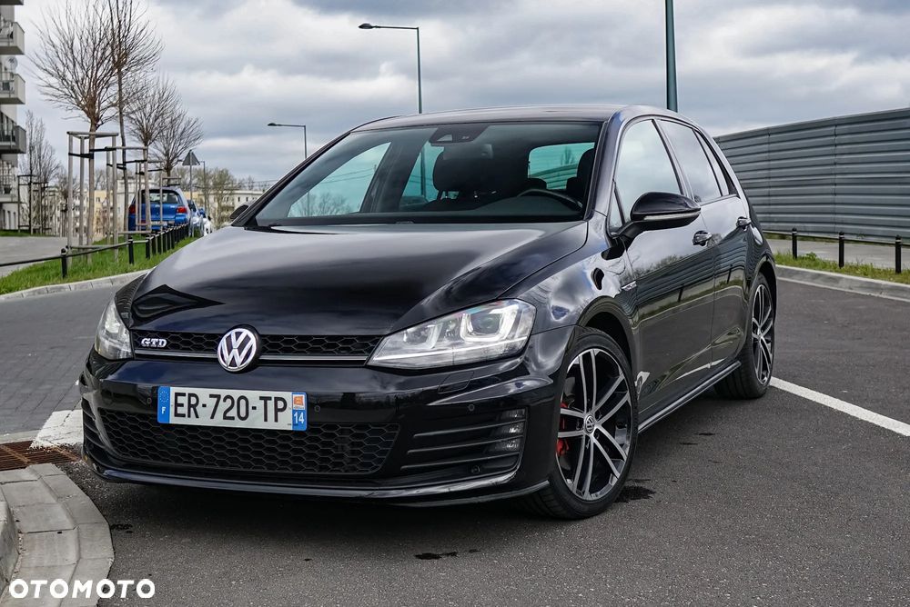Volkswagen Golf 2.0 TDI BMT GTD - 12