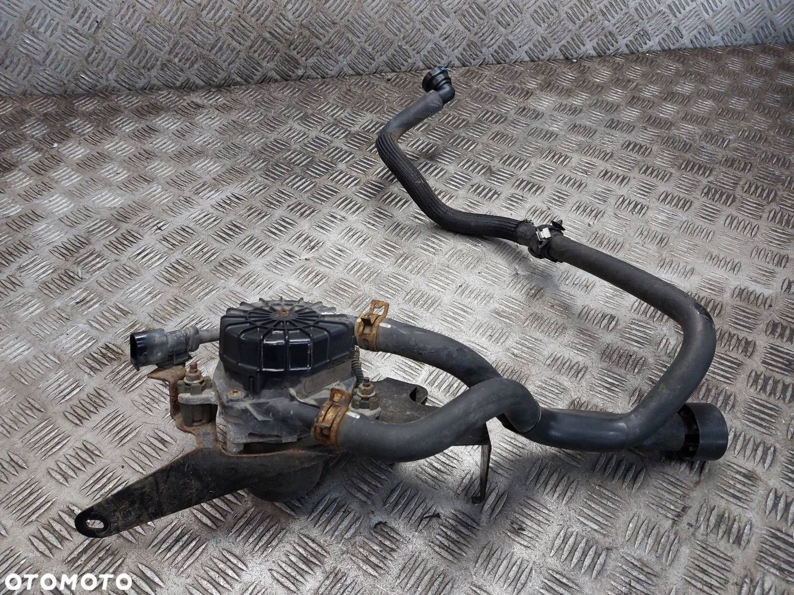 POMPA POWIETRZA WTÓRNEGO CITROEN C5 I 1.8 16V 9639450180 - 1