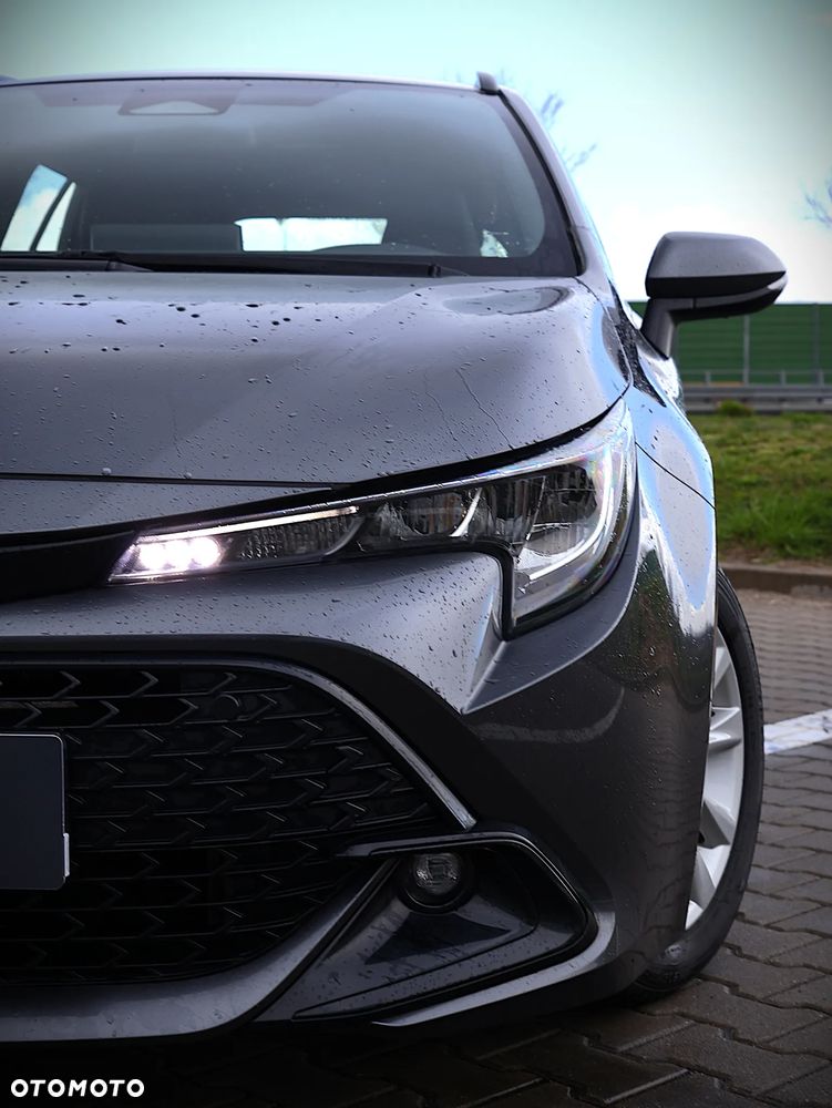 Toyota Corolla 1.8 Hybrid Comfort - 8