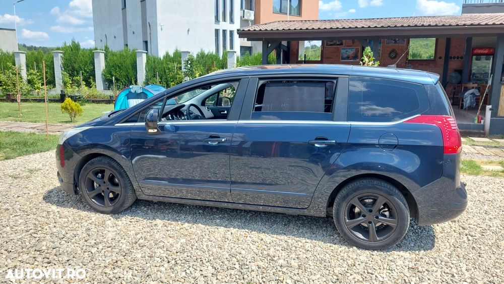 Peugeot 5008 - 1