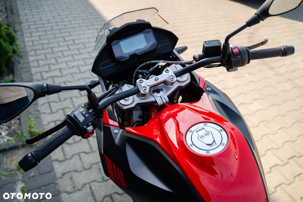 BMW G - 7