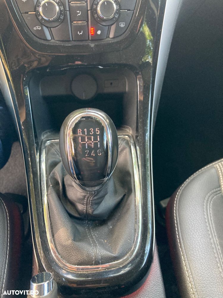 Opel Astra - 16