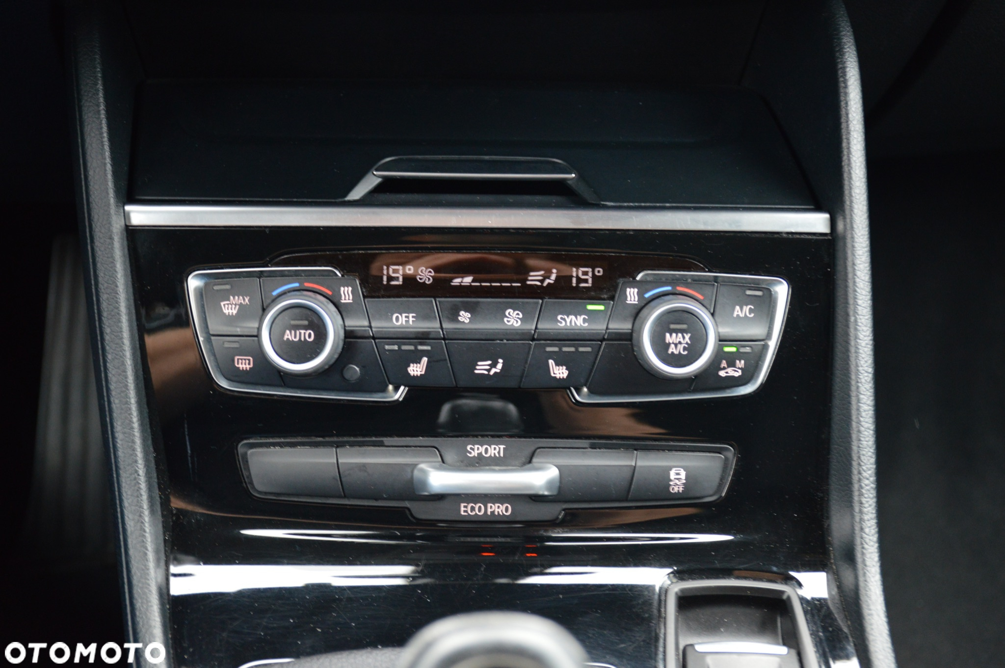 BMW Seria 2 216d Active Tourer - 28
