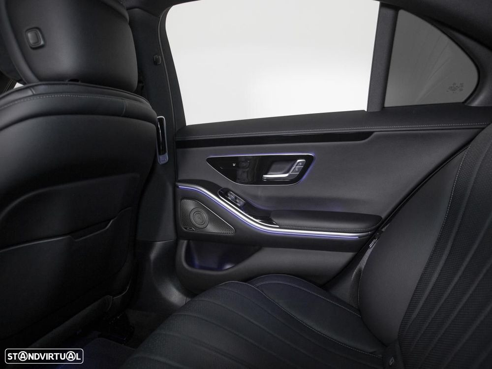 Mercedes-Benz S 580 e - 12