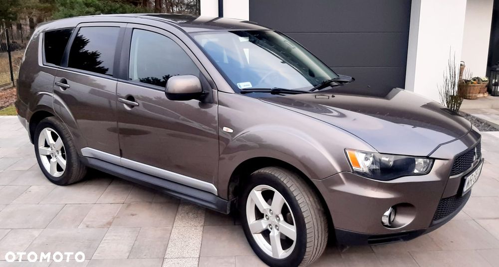 Mitsubishi Outlander 2.0 Intense NAVI 2WD EU5 - 5
