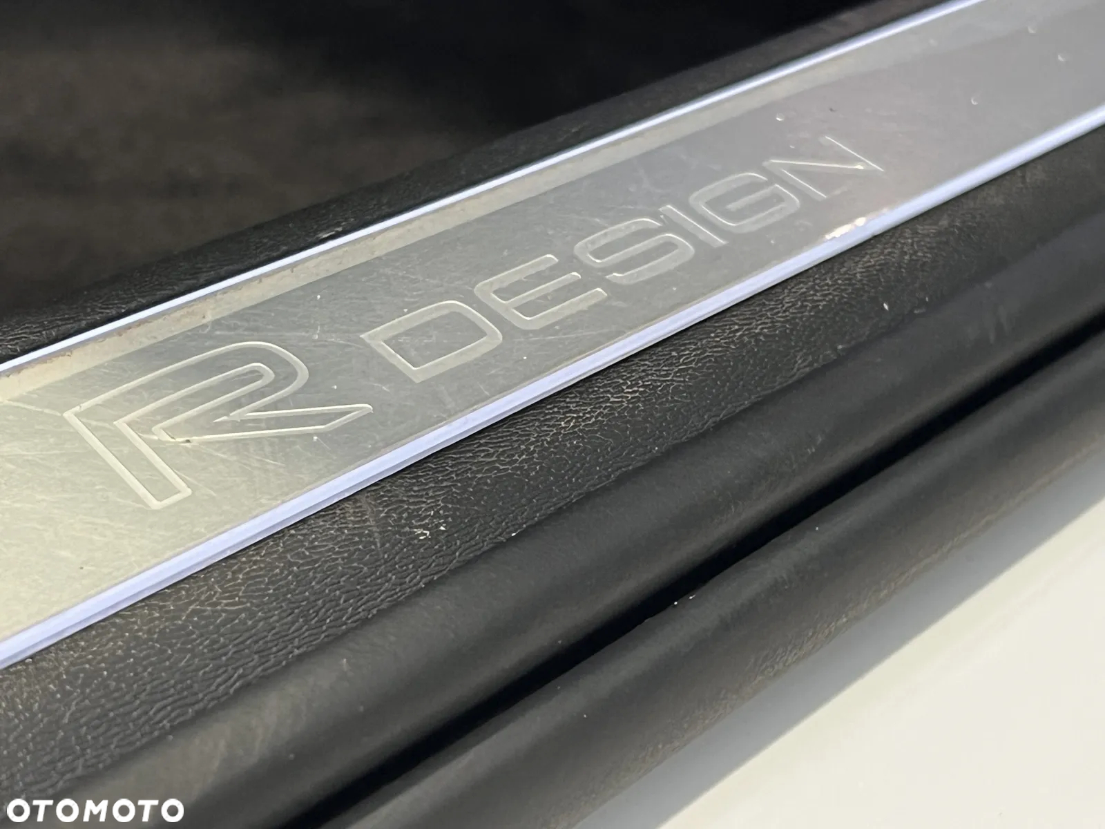 Volvo V90 D5 AWD R-Design - 26
