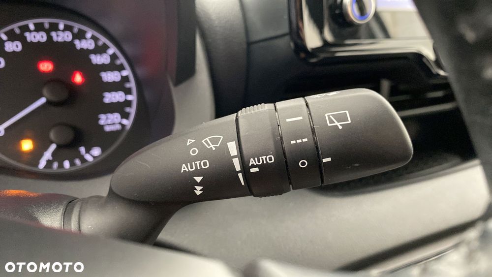 Toyota Yaris Hybrid 1.5 Comfort - 22