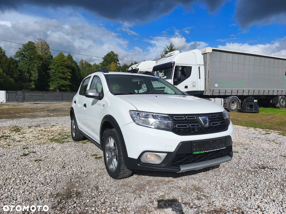 Dacia Sandero Stepway 0.9 TCe Laureate S&S - 1