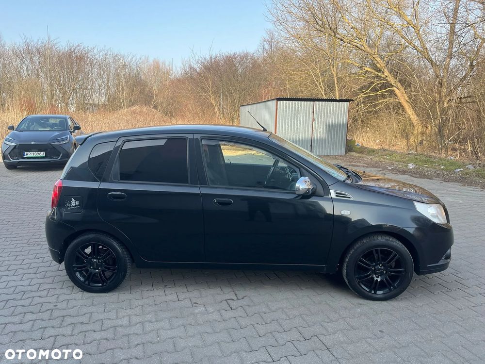 Chevrolet Aveo 1.2 - 7