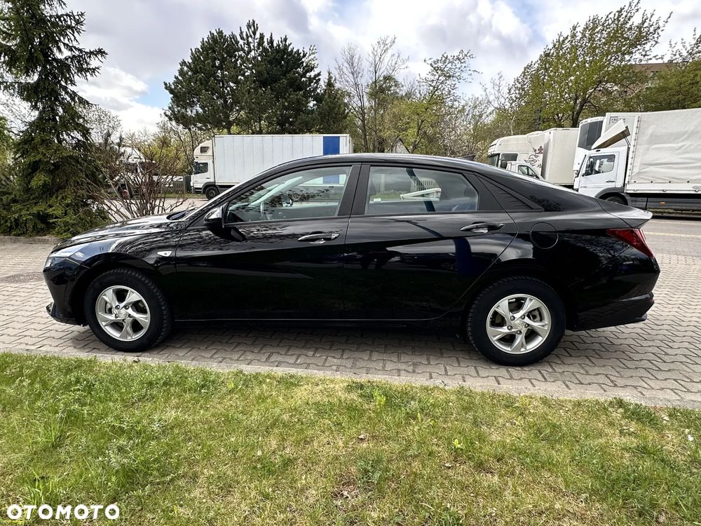 Hyundai Elantra 1.6 Modern CVT - 8