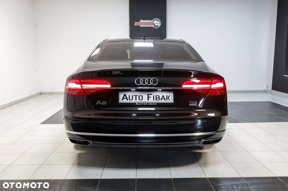 Audi A8 - 10