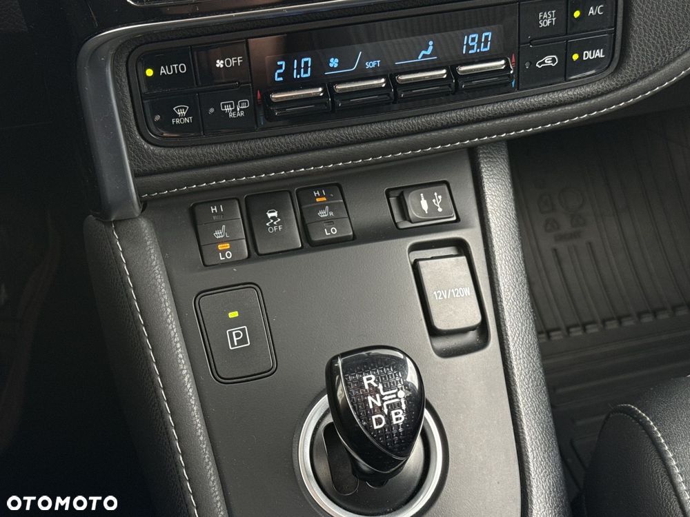 Toyota Auris - 17