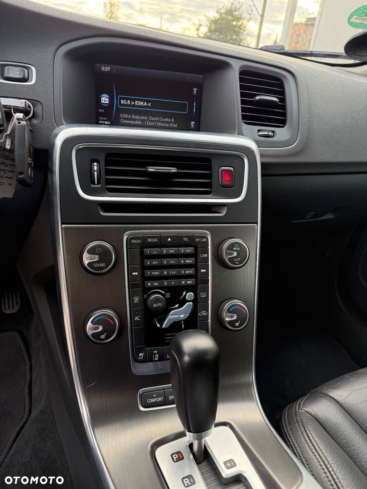 Volvo V60 - 25