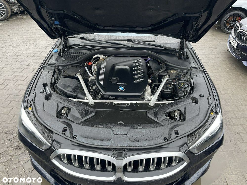 BMW Seria 8 840d xDrive mHEV - 18