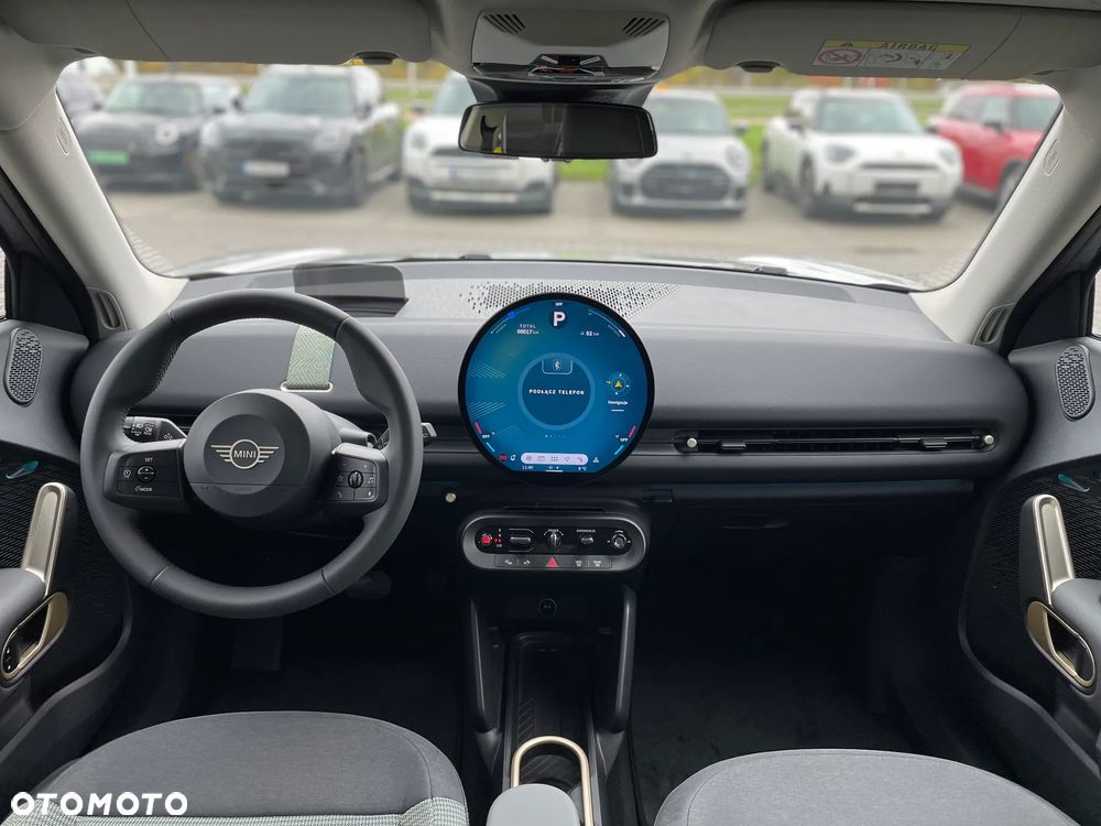 MINI Aceman E 42.5kWh Linia Essential - 9