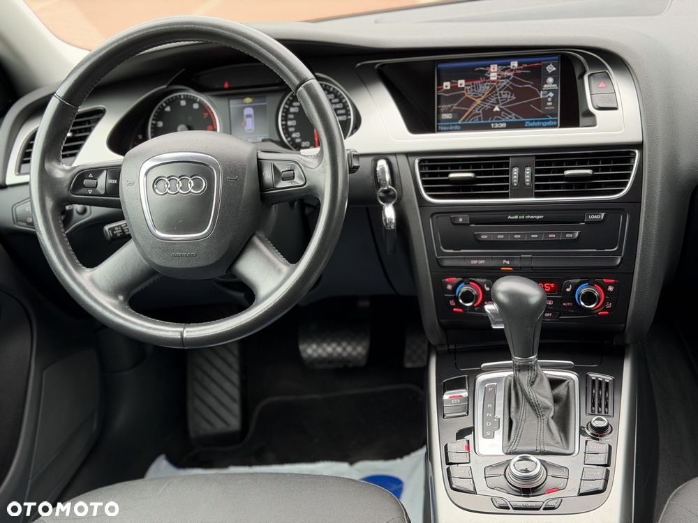 Audi A4 Avant - 5
