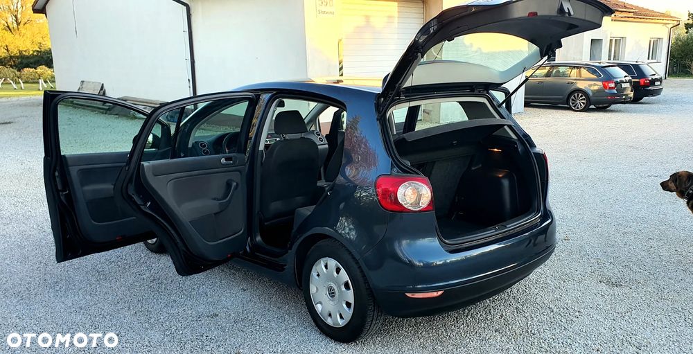 Volkswagen Golf Plus 1.9 TDI DPF Comfortline - 22