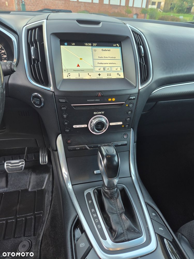 Ford Edge 2.0 TDCi Twin-Turbo 4WD ST-Line - 10