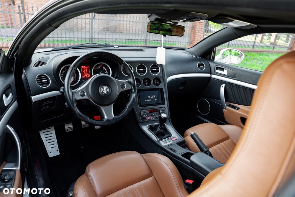 Alfa Romeo Brera 2.4JTDM - 36