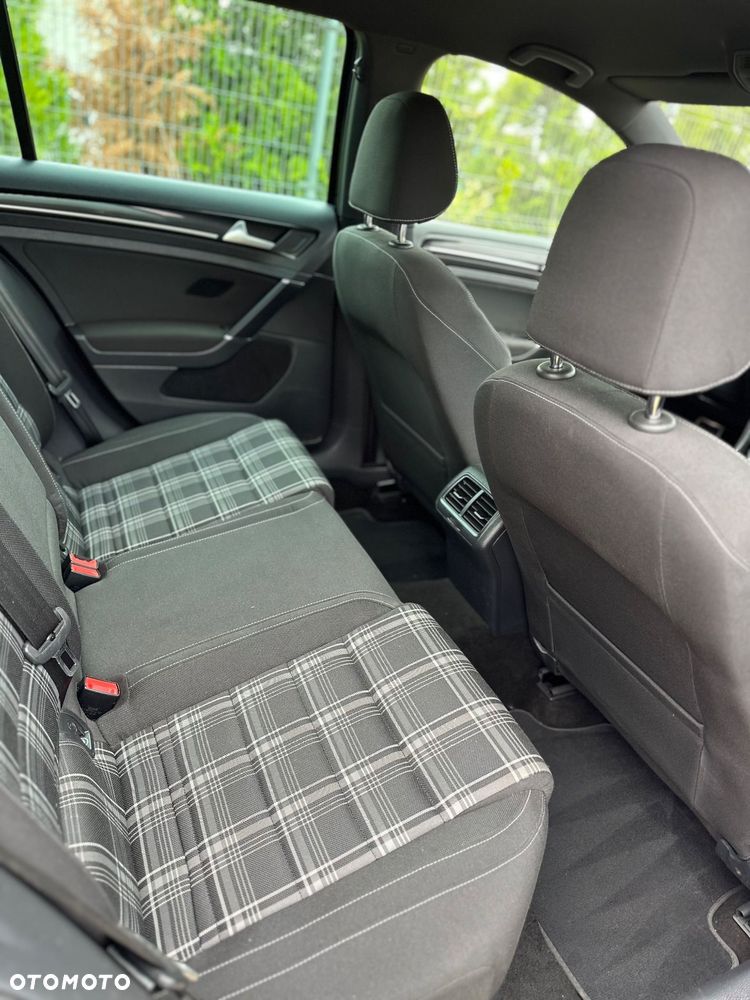 Volkswagen Golf 2.0 TDI BMT GTD - 18