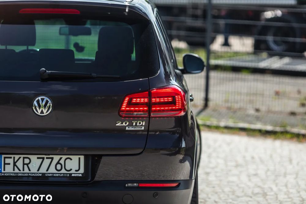 Volkswagen Tiguan 2.0 TDI SCR BlueMotion Technology Lounge Sport & Style - 13